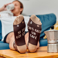 Chaussettes avec le message : Si tu lis ça sers-moi un café